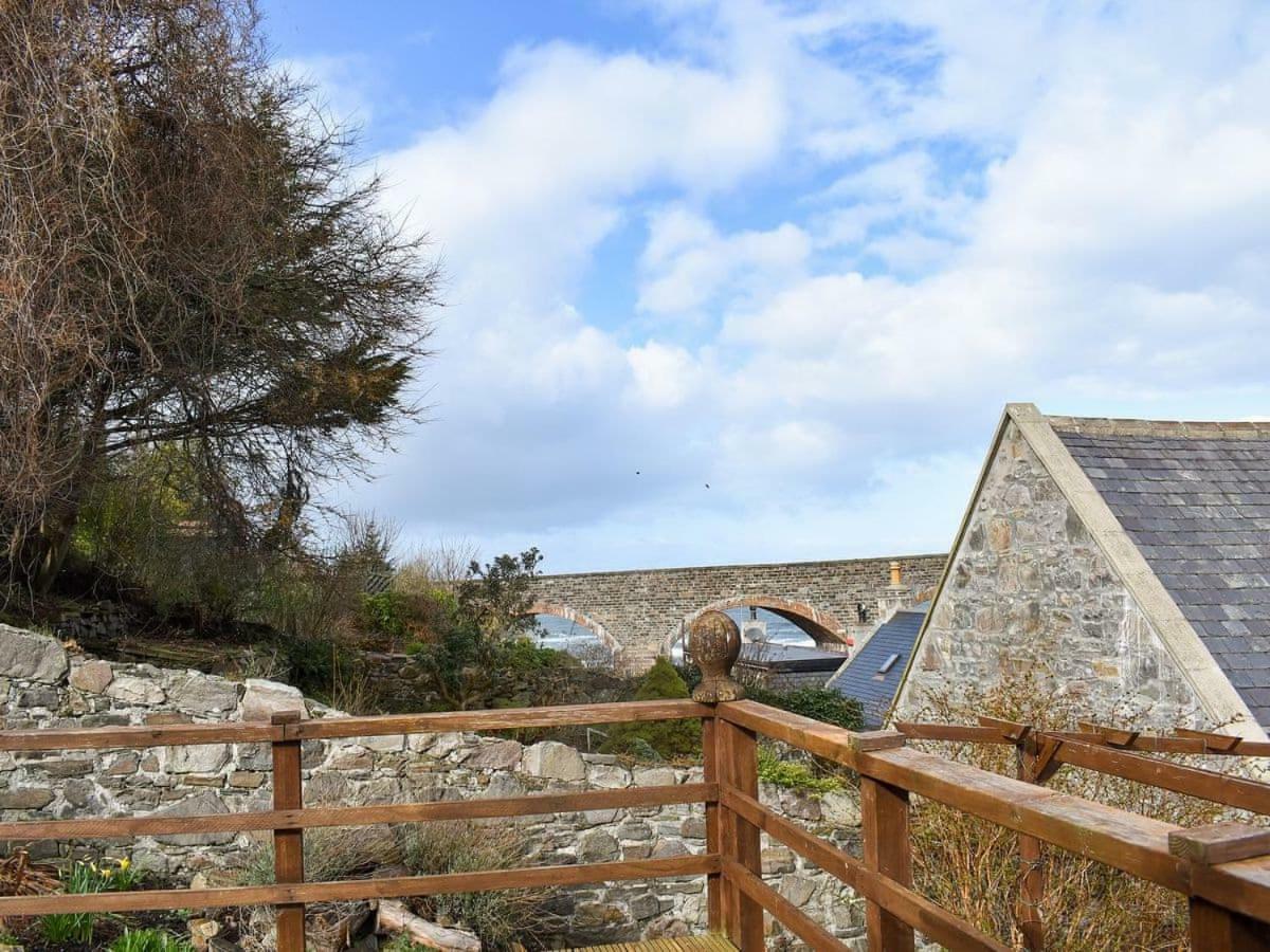 Viaduct View Villa Cullen Exterior photo